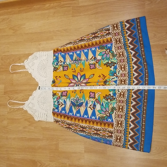 💥3 for $10💥 Flying Tomato Crochet Bust Dress - Picture 8 of 9